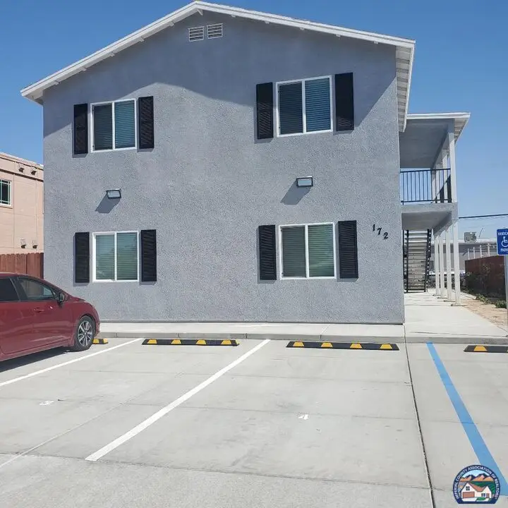 172 W Alamo St, Calipatria, CA 92233 - #2