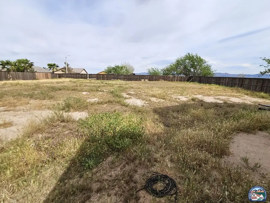 13532  Sage, Hesperia, CA 92344 - #3
