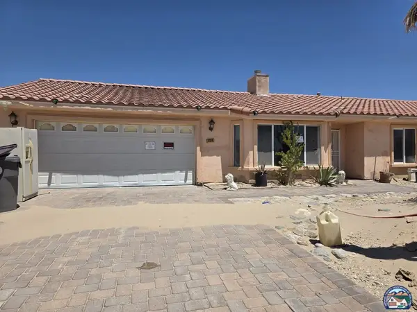 2326 Corvair St, Salton City, CA 92274