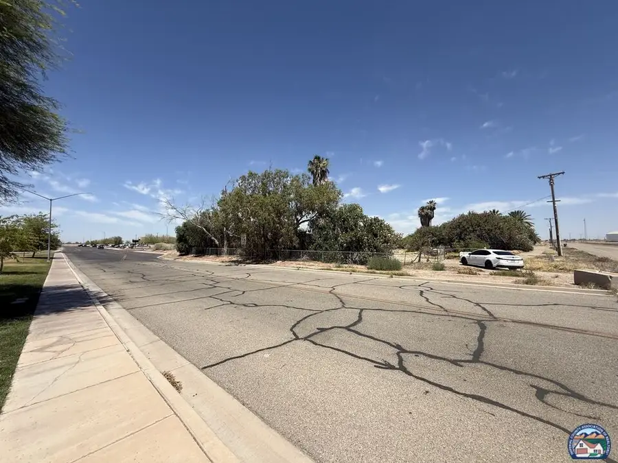 200 W Aten Rd, Imperial, CA 92251 - #2