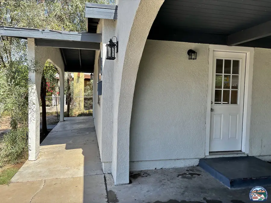 228 Espinoza St, Calexico, CA 92231 - #3