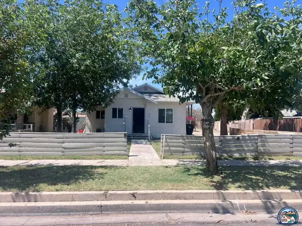 367 E J St, Brawley, CA 92227