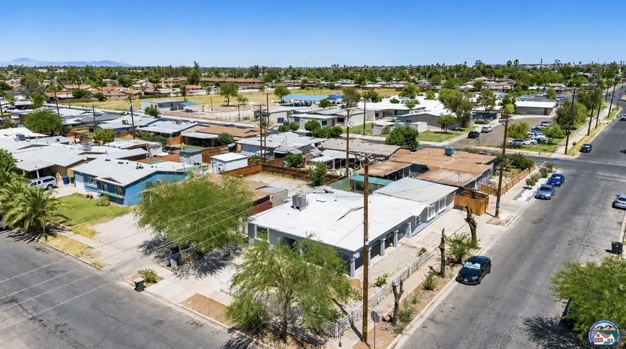 606 Smoketree Dr, El Centro, CA 92243 - #2