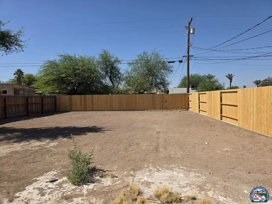 1741 Alamo St, Seeley, CA 92273 - #3