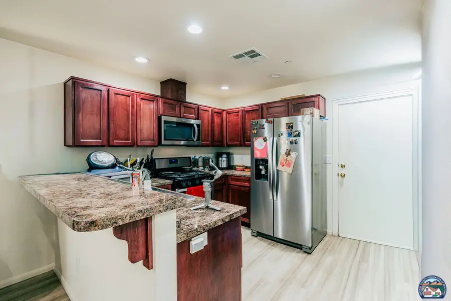 142   Norman Ct, Brawley, CA 92227 - #3
