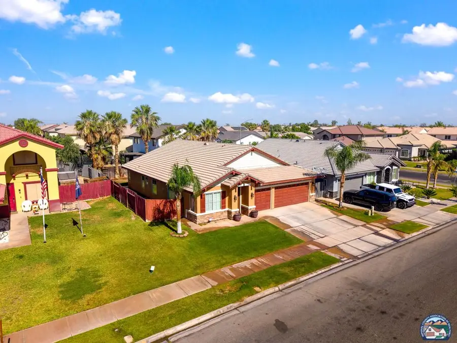 3726 Clover Way, El Centro, CA 92243 - #3