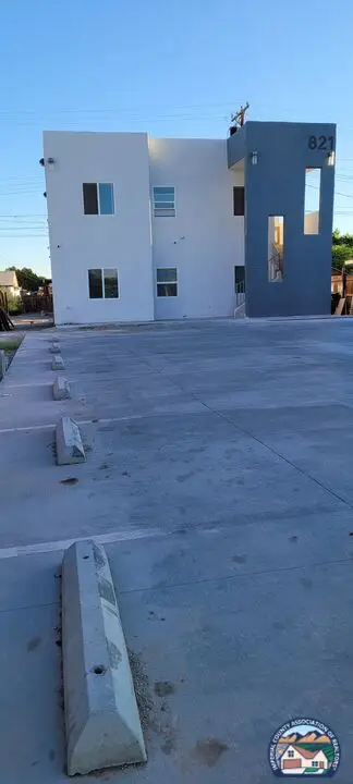 821  E 4th St, Calexico, CA 92231 - #2