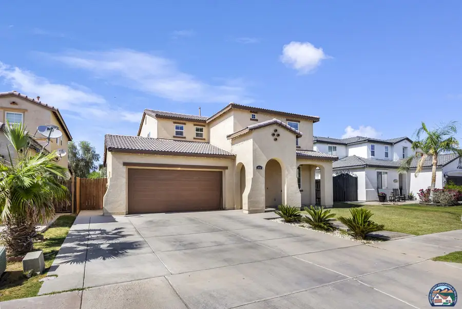 1078 Valleyview Ave, El Centro, CA 92243 - #2