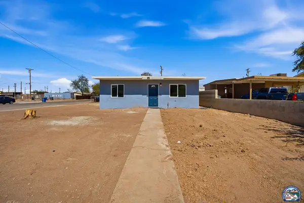520 N C St, Imperial, CA 92251