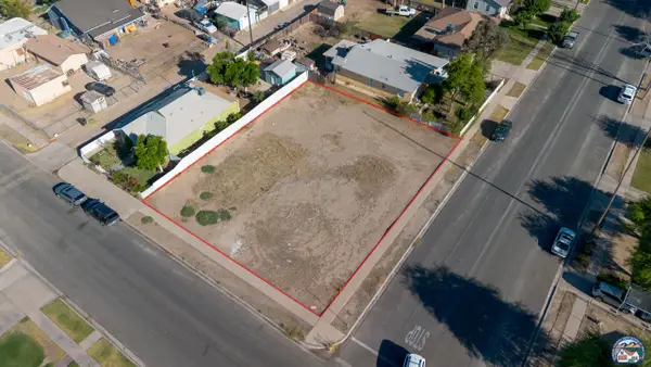 332 W 8th St, Holtville, CA 92250