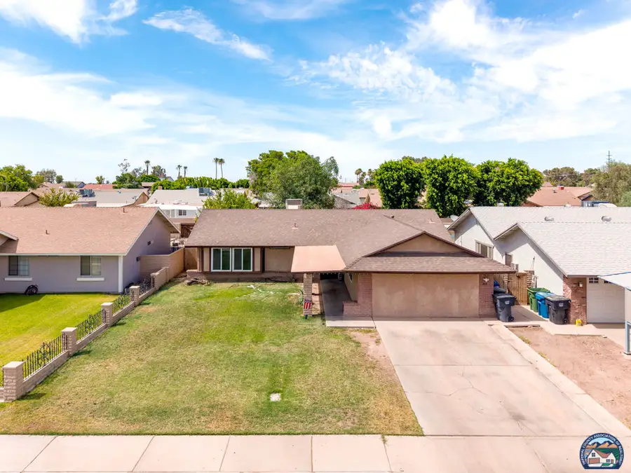 265  W Jones St, Brawley, CA 92227 - #2