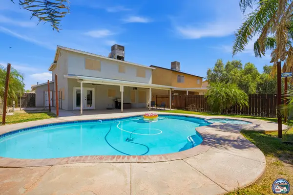 2361  W Holt Ave, El Centro, CA 92243
