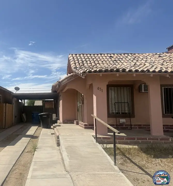 471  W Holt Ave, El Centro, CA 92243 - #2