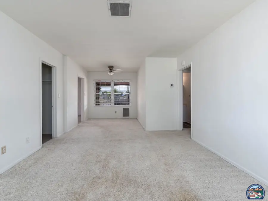 623 Sunset Dr, Brawley, CA 92227 - #3