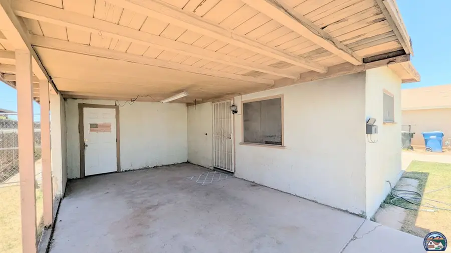315  S F St, Imperial, CA 92251 - #3