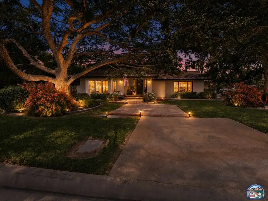 303 Terrace Dr, Brawley, CA 92227 - #2