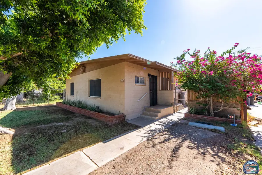 376  N Center St, Westmorland, CA 92281 - #2