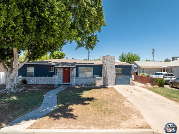 451  W D St, Brawley, CA 92227