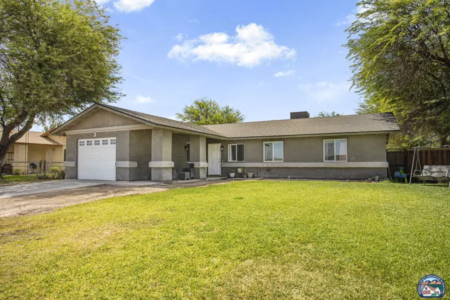 580 8th St, Westmorland, CA 92281 - #2