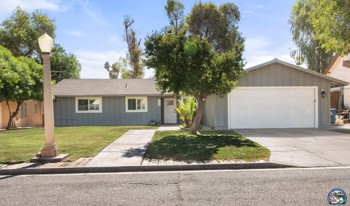 2036 Fairway Dr, Holtville, CA 92250 - #1