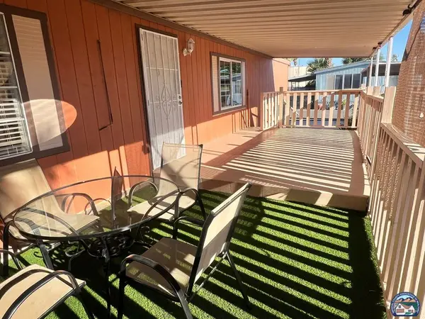 1020 W Evan Hewes Hwy, Seeley, CA 92273