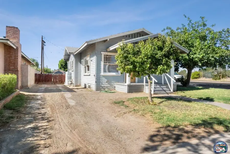 104 Ea H St, Brawley, CA 92227 - #3