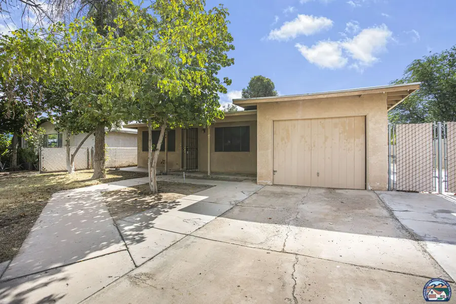 944   Chestnut Ave, Holtville, CA 92250 - #3