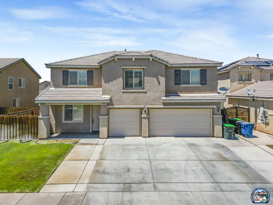 226 Robert J Porter Dr, El Centro, CA 92243 - #2