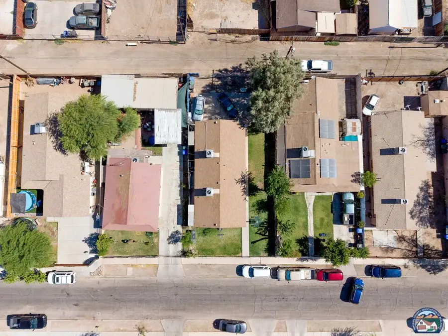 436 Vine St, El Centro, CA 92243 - #2