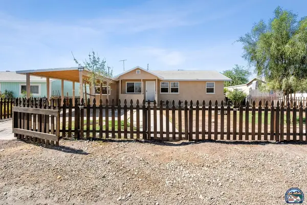 147  W Church St, Calipatria, CA 92233