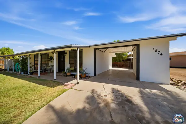 1574   Lenrey Ave, El Centro, CA 92243