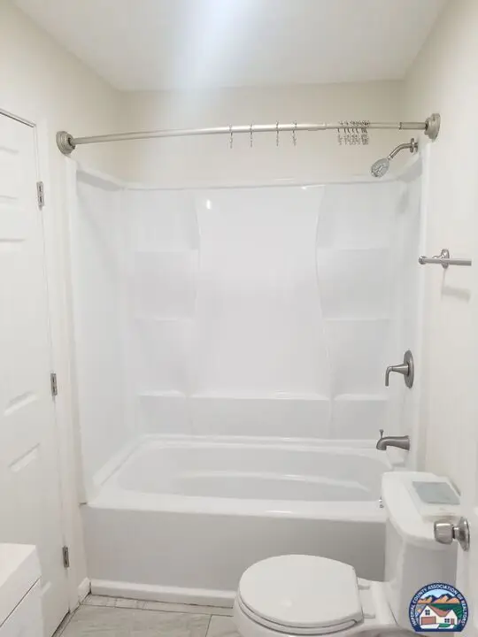 1276 Aurora Dr, El Centro, CA 92243 - #3
