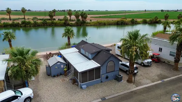 1716  Sunbeam Lake Dr, El Centro, CA 92243