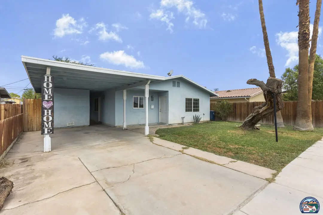 421  N H St, Imperial, CA 92251 - #1