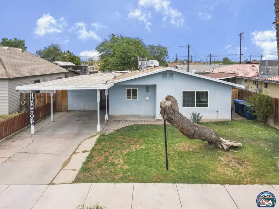 421  N H St, Imperial, CA 92251 - #2