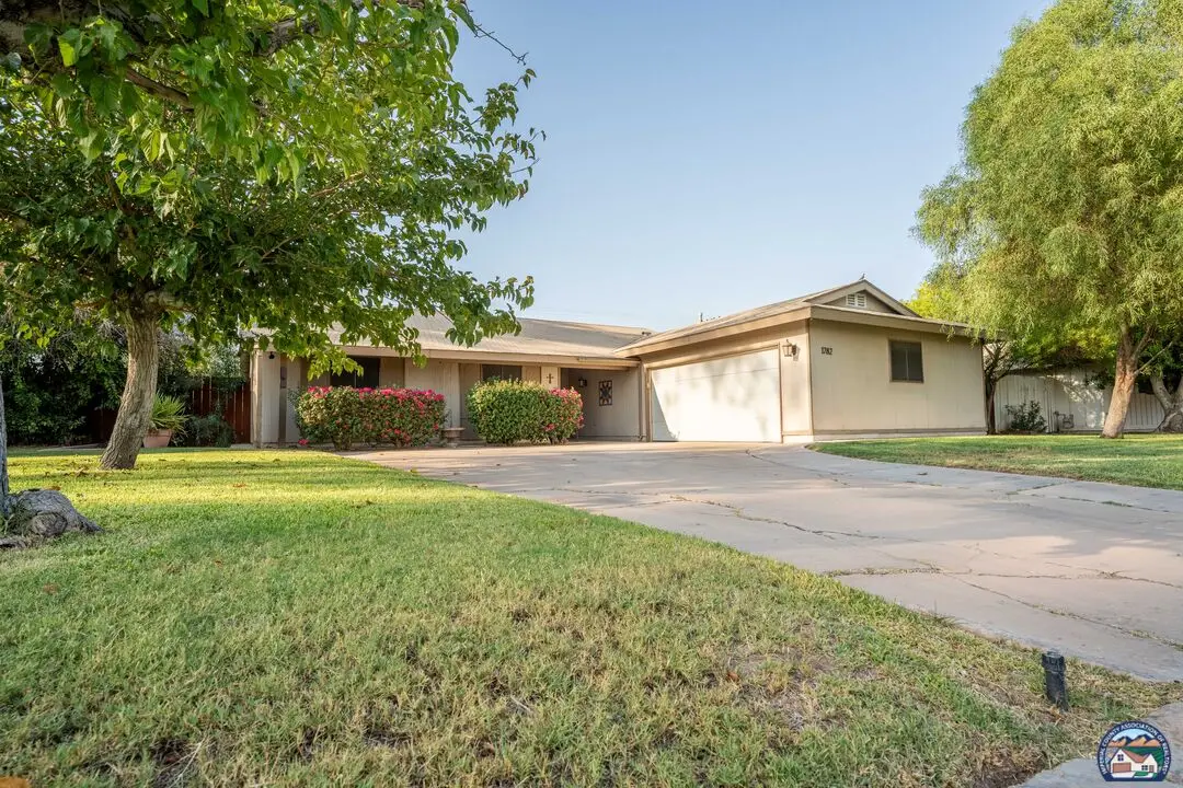 1782   Ross Ave, El Centro, CA 92243 - #1