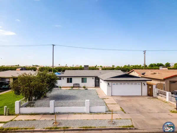 1637   Southwind Dr, El Centro, CA 92243