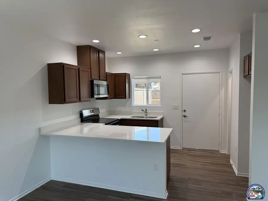 518 S F St, Imperial, CA 92251 - #3
