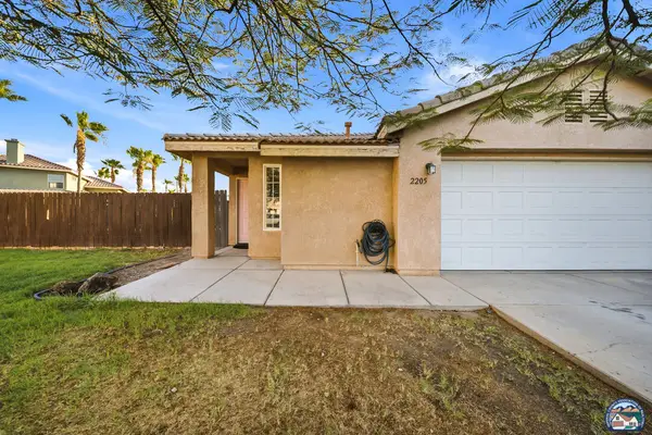 2205   Monroe Ave, Calexico, CA 92231
