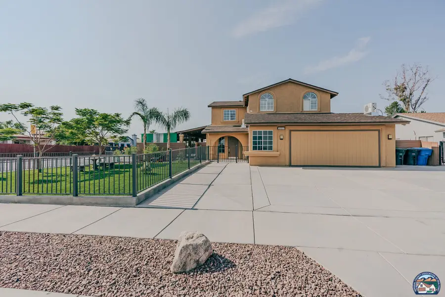 2511  W Main St, El Centro, CA 92243 - #2