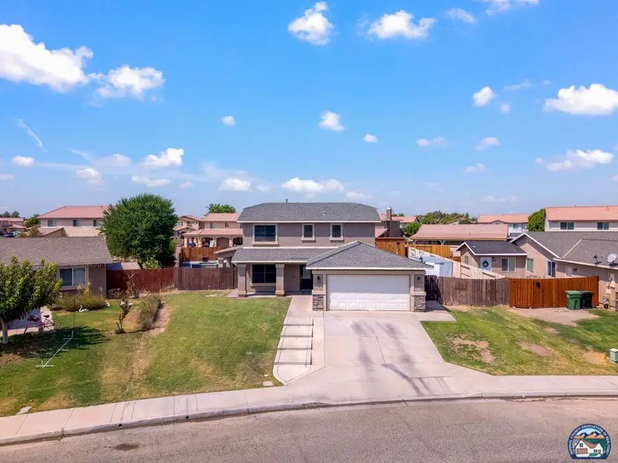 1125   Pecan St, Brawley, CA 92227 - #2