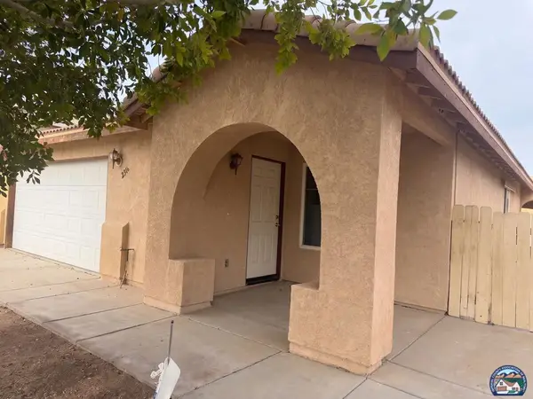 2316   Monroe Ave, Calexico, CA 92231