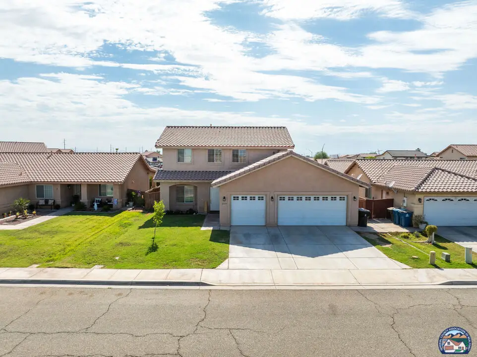 2323 Victoria Ct, Imperial, CA 92251 - #1