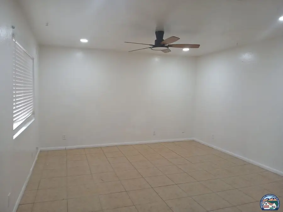 162 W Alamo St, Calipatria, CA 92233 - #3