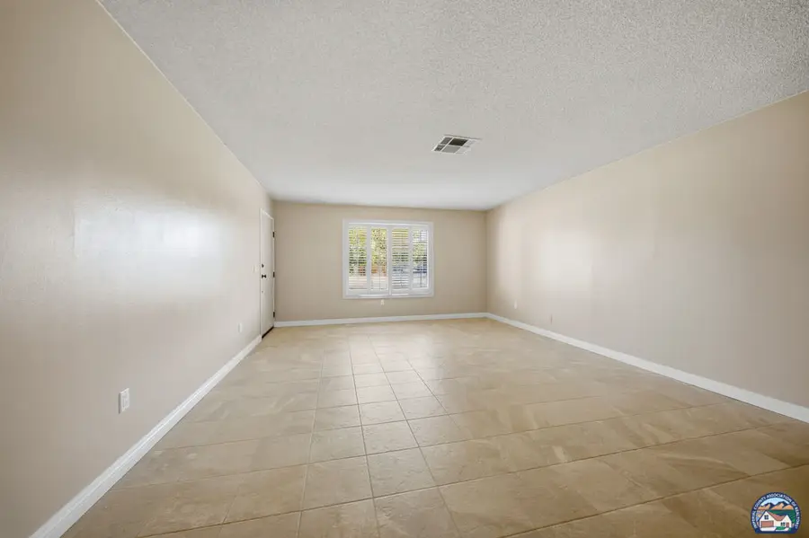 2311   Sandalwood Dr, El Centro, CA 92243 - #3