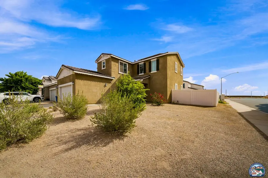 726 Hontza Ct, Brawley, CA 92227 - #2