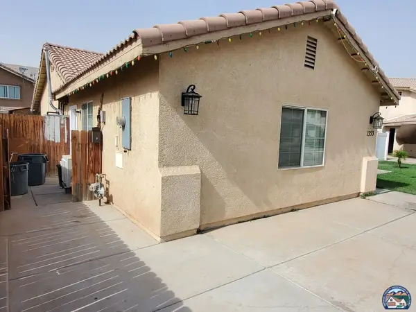 1353 Truman Ct, Calexico, CA 92231