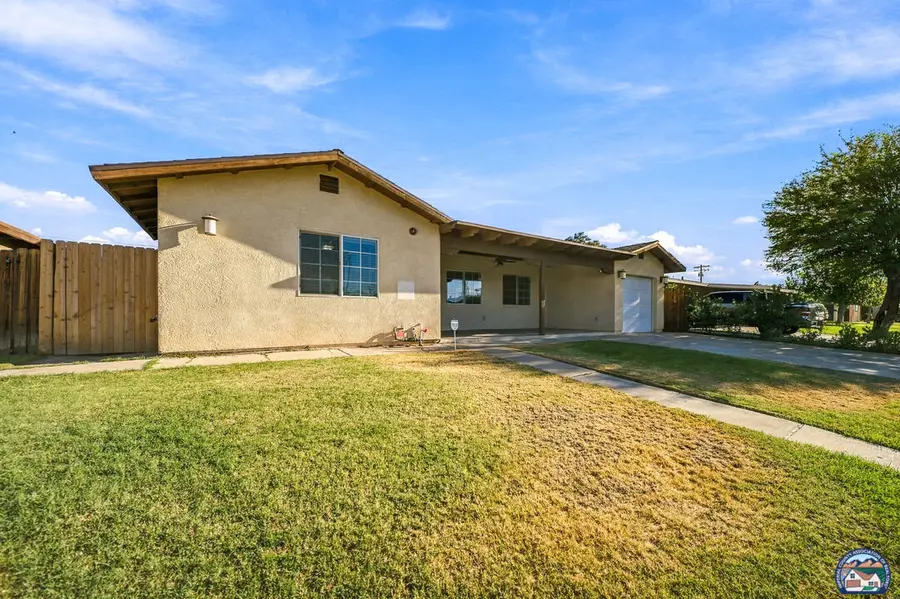 546 Driftwood Dr, El Centro, CA 92243 - #3