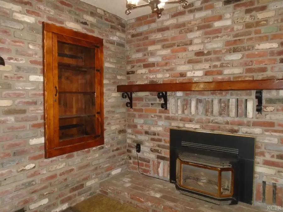 13630 Hood Avenue, Hanford, CA 93230 - #3