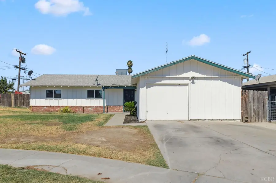 21435 S Pleasant Avenue, Riverdale, CA 93656 - Image #2